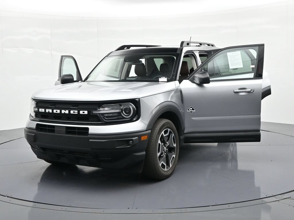 Certified 2023 Ford Bronco Sport Outer Banks w/ Tech Package AWD/4WD image 27
