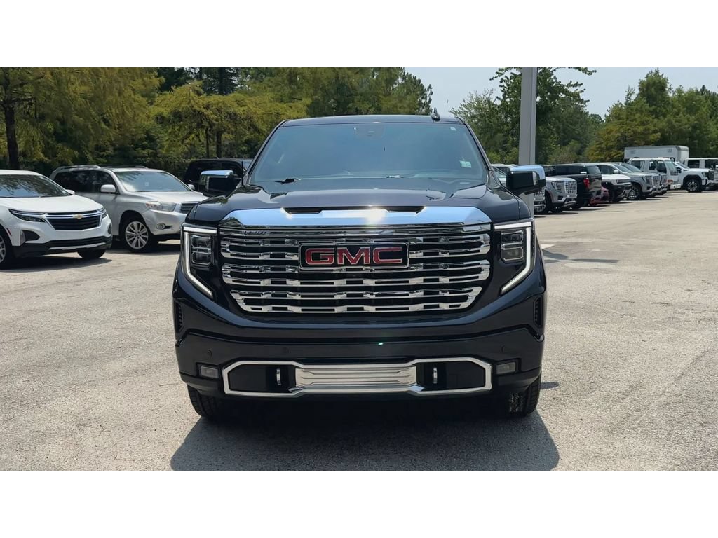 Certified 2023 GMC Sierra 1500 Denali w/ Denali Reserve Package AWD/4WD image 3