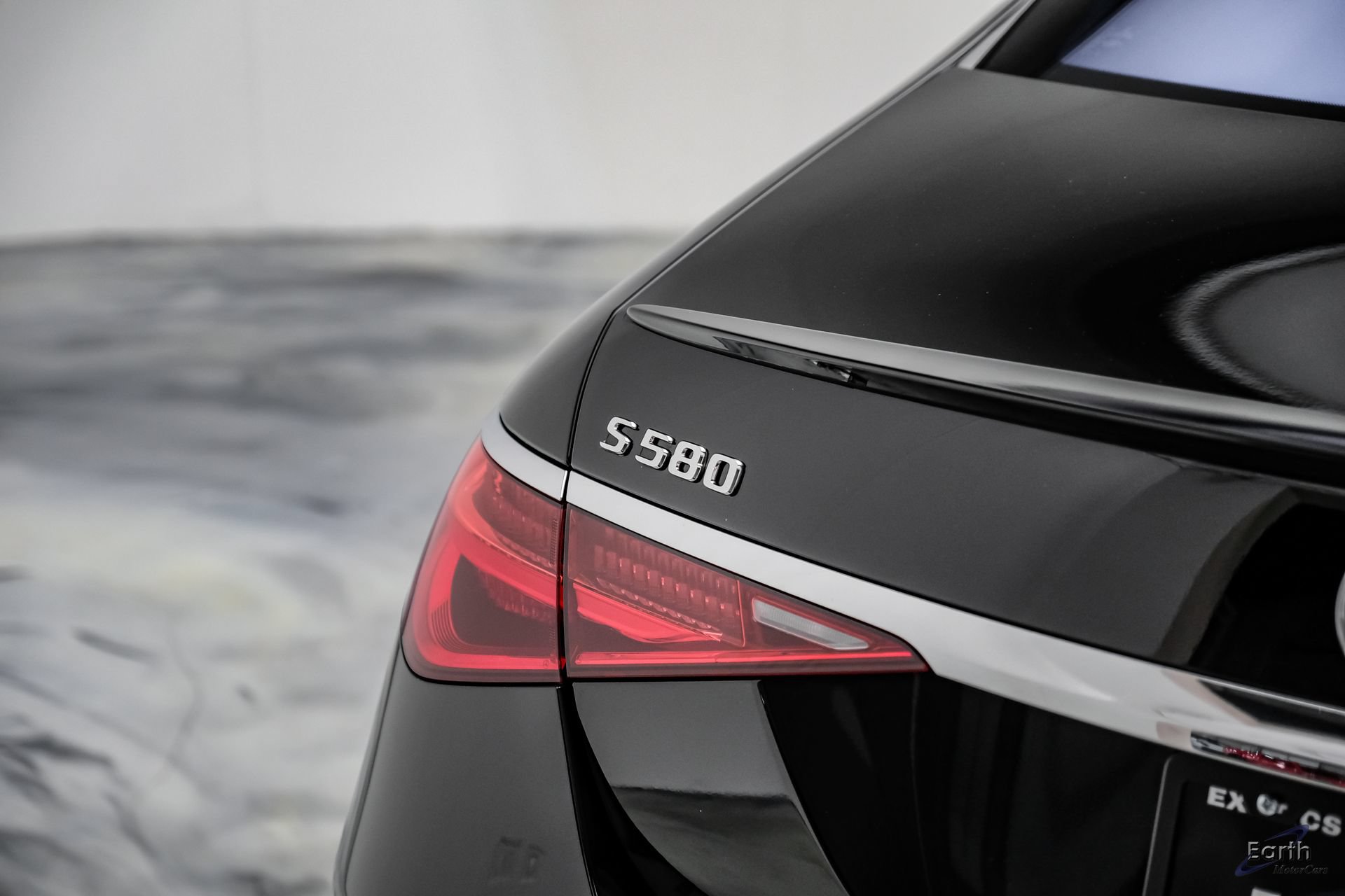 Used 2024 Mercedes-Benz S 580 4MATIC Sedan w/ AMG Line image 15