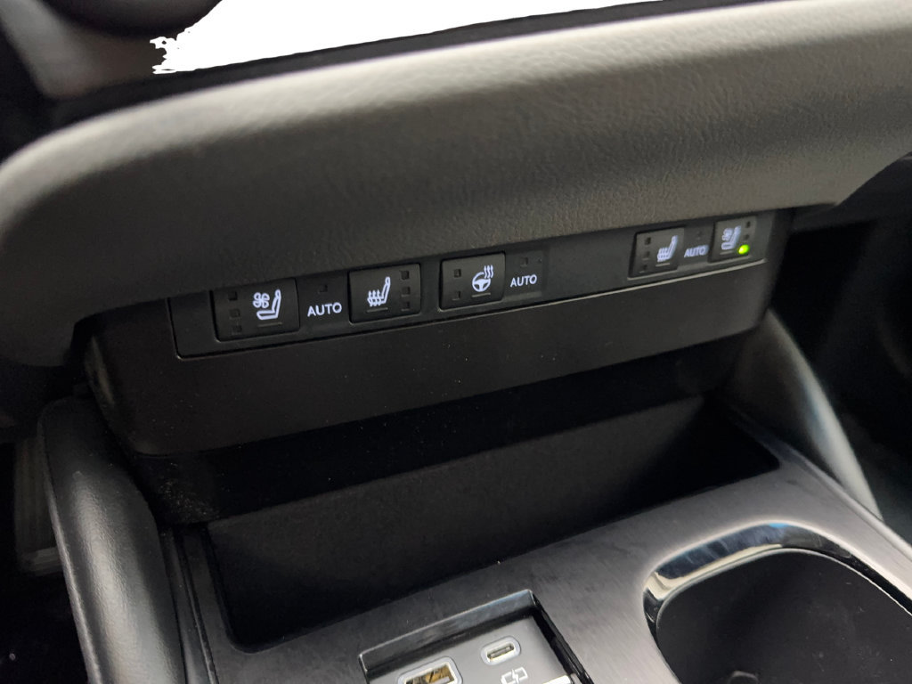 Used 2025 Lexus ES 300h w/ Premium Package FWD image 69