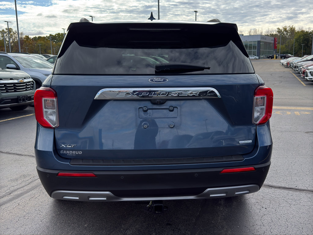 Used 2020 Ford Explorer XLT w/ Equipment Group 202A image 7