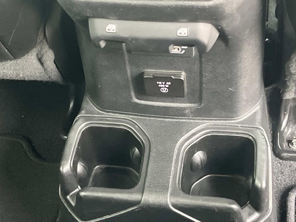 Used 2021 Jeep Gladiator Overland image 17