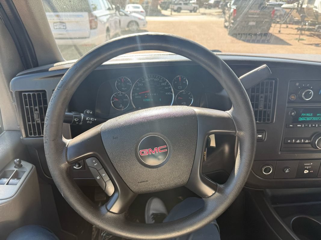 Used 2015 GMC Savana 2500 LT w/ LT Preferred Equipment Group RWD image 16