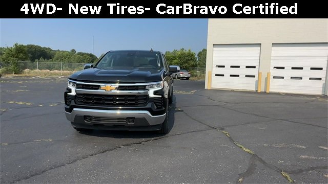 Used 2023 Chevrolet Silverado 1500 LT image 4