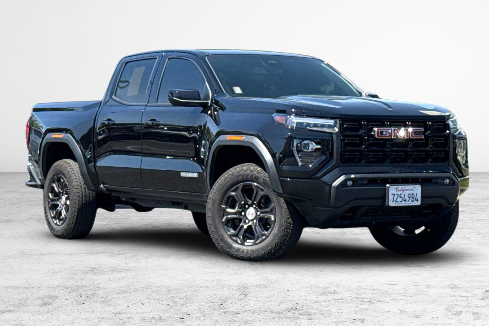 Used 2024 GMC Canyon Elevation w/ Convenience Package image 2