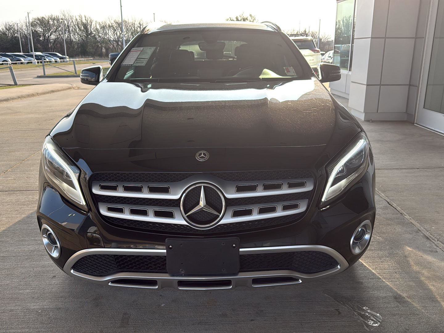 Used 2019 Mercedes-Benz GLA 250 4MATIC w/ Multimedia Package image 3