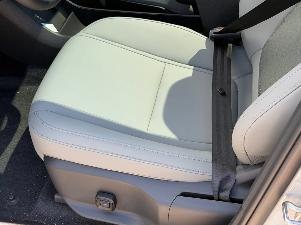 New 2026 Volvo EX30 Cross Country Ultra w/ Protection Package Premier AWD/4WD image 16