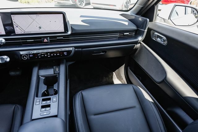 Certified 2025 Hyundai Ioniq 6 SEL RWD image 18