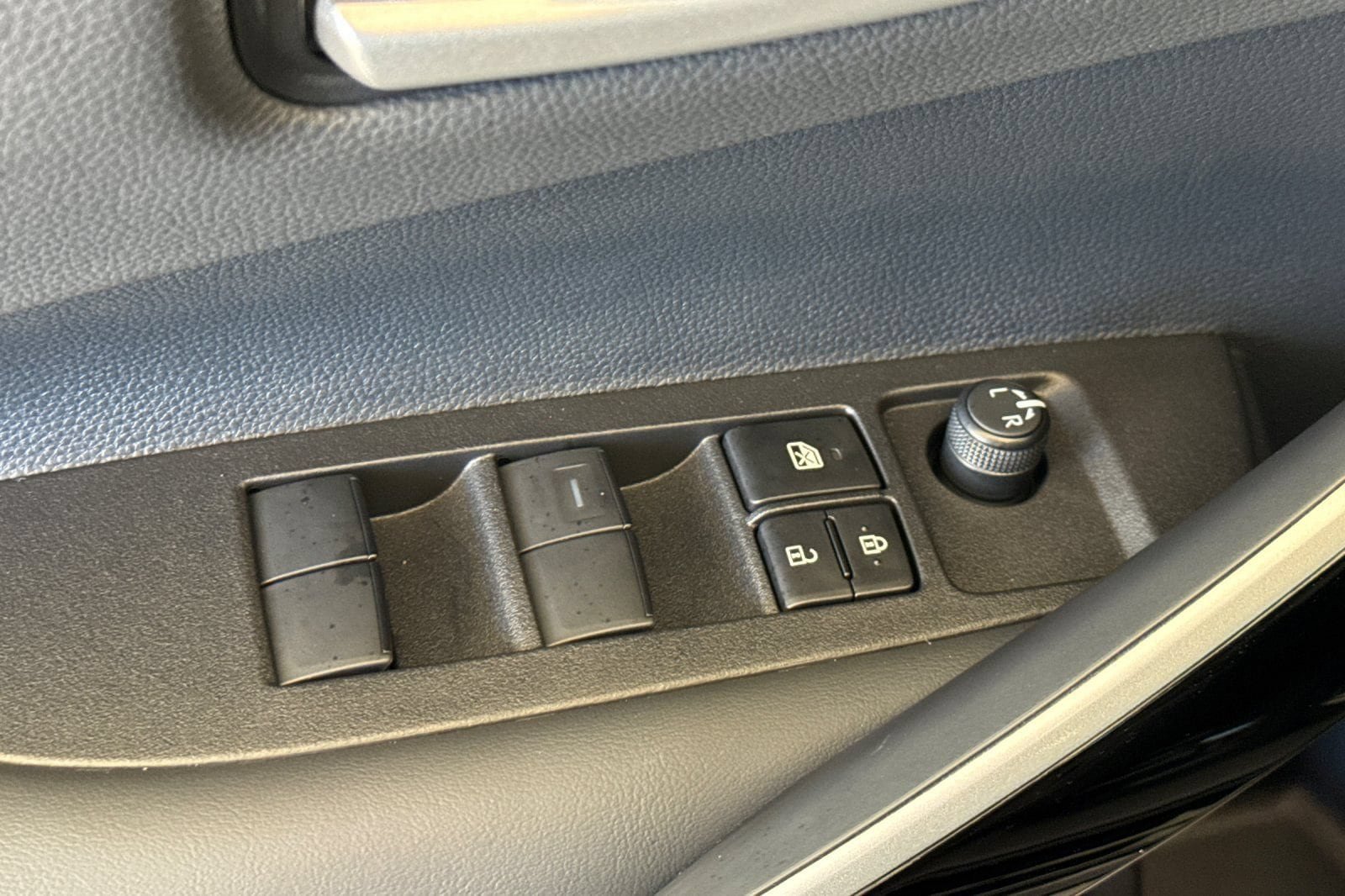 New 2026 Toyota Corolla XSE FWD image 11