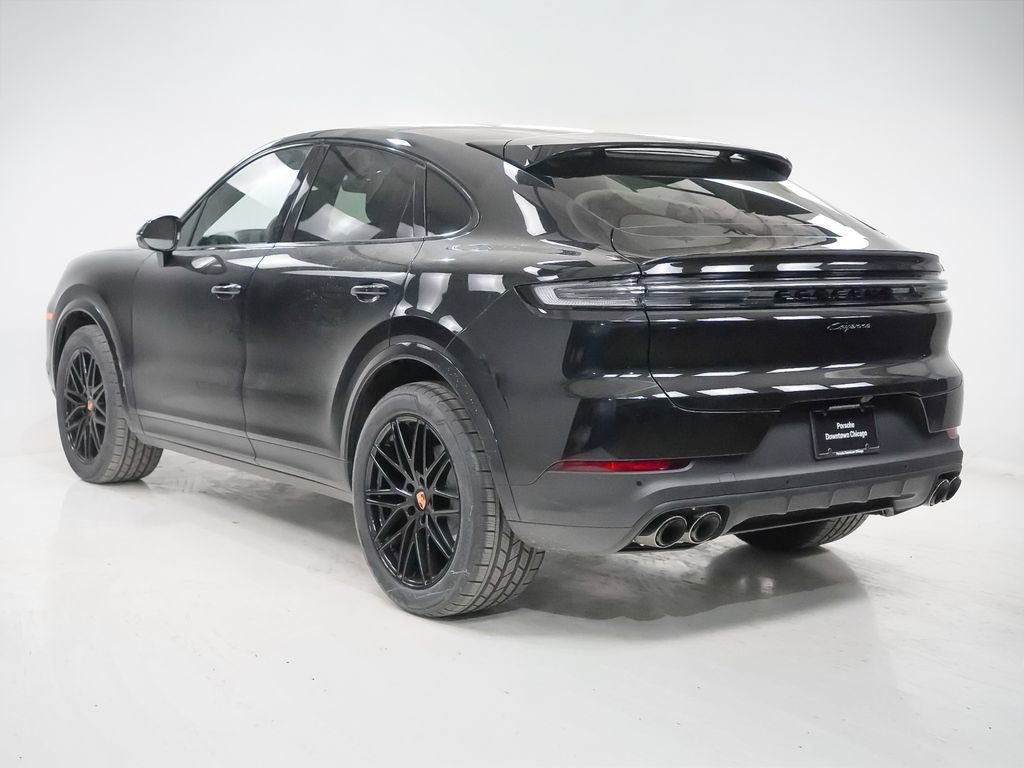 Certified 2026 Porsche Cayenne Coupe AWD/4WD image 3