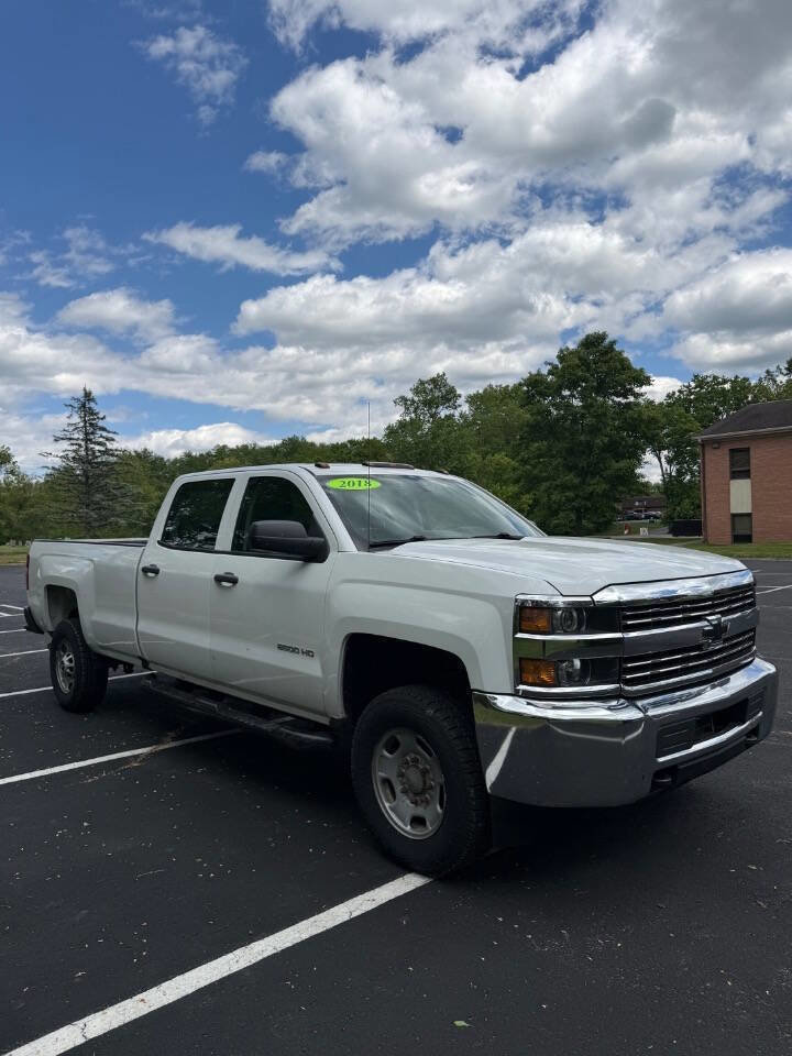 Used 2018 Chevrolet Silverado 2500 W/T w/ WT Convenience Package AWD/4WD image 4