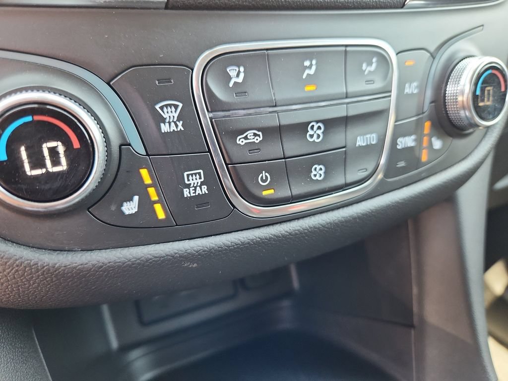 Used 2024 Chevrolet Equinox LT AWD/4WD image 22