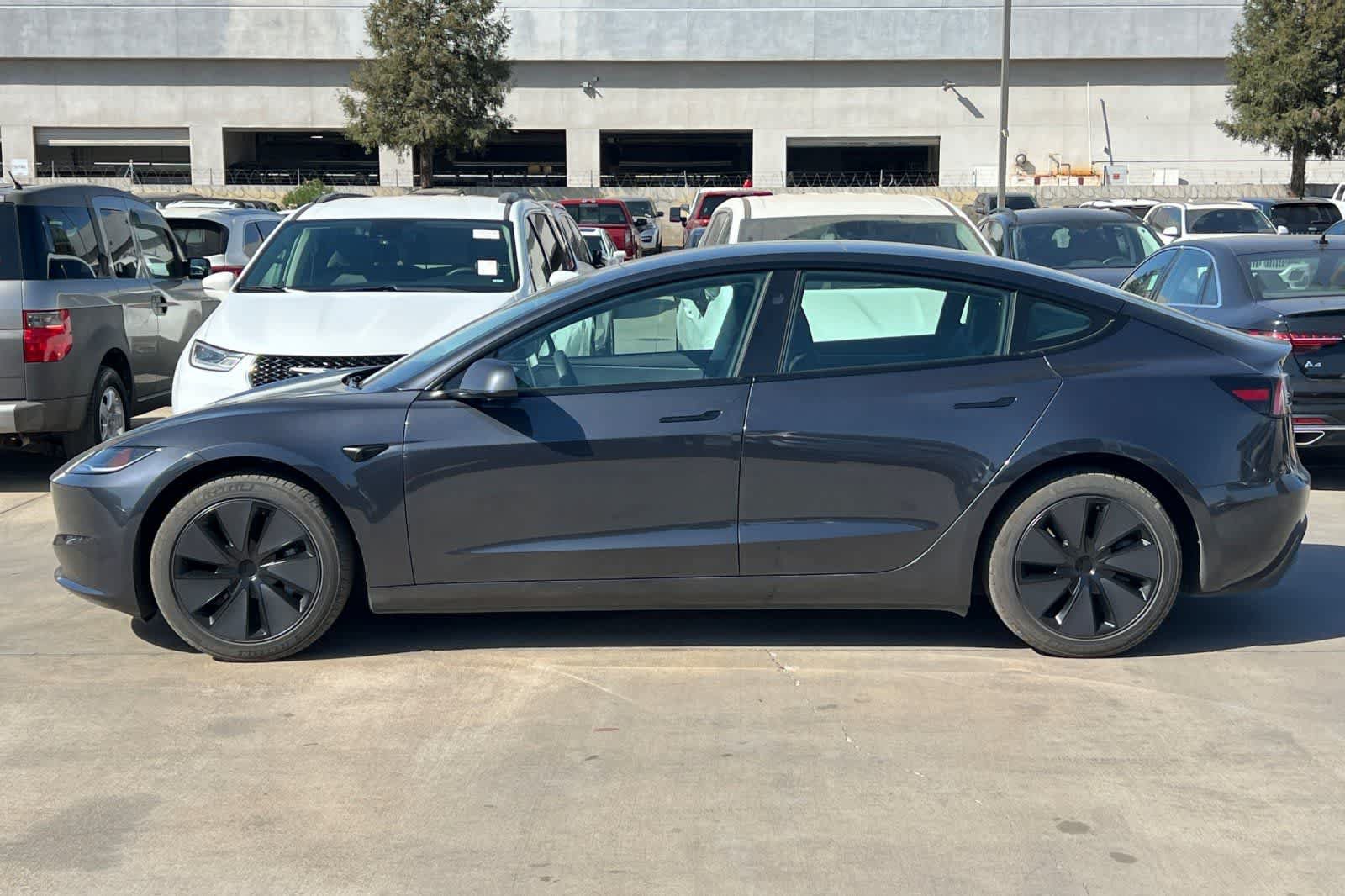 Used 2025 Tesla Model 3 Long Range RWD image 6
