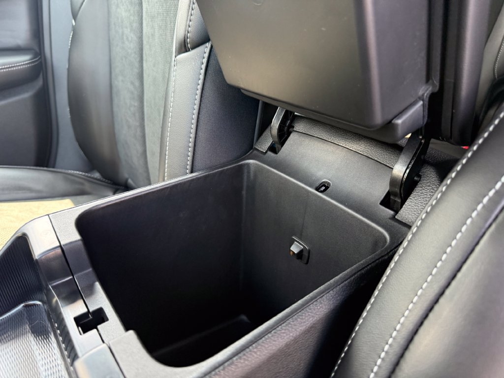 New 2026 Jeep Grand Cherokee Altitude RWD image 21