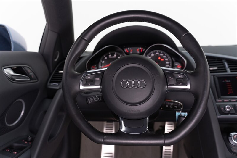 Used 2011 Audi R8 V8 AWD/4WD image 92