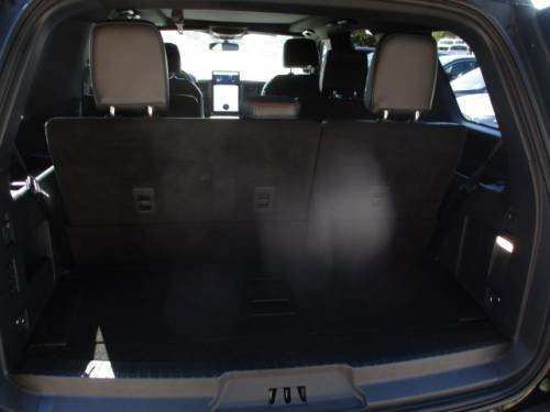 Used 2024 Ford Expedition Limited image 4