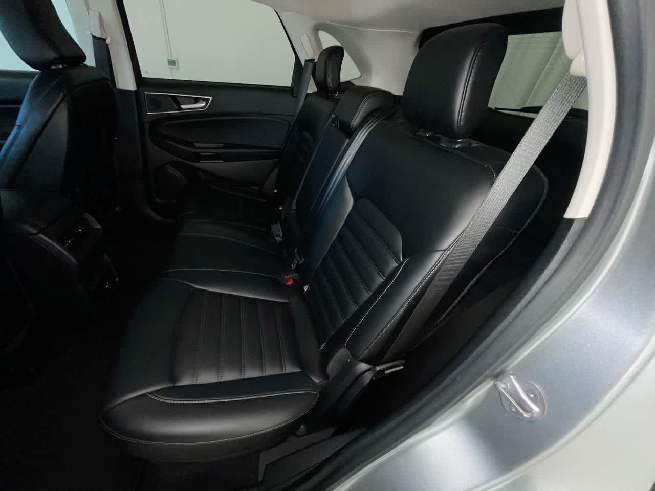 Used 2022 Ford Edge SEL AWD/4WD image 21