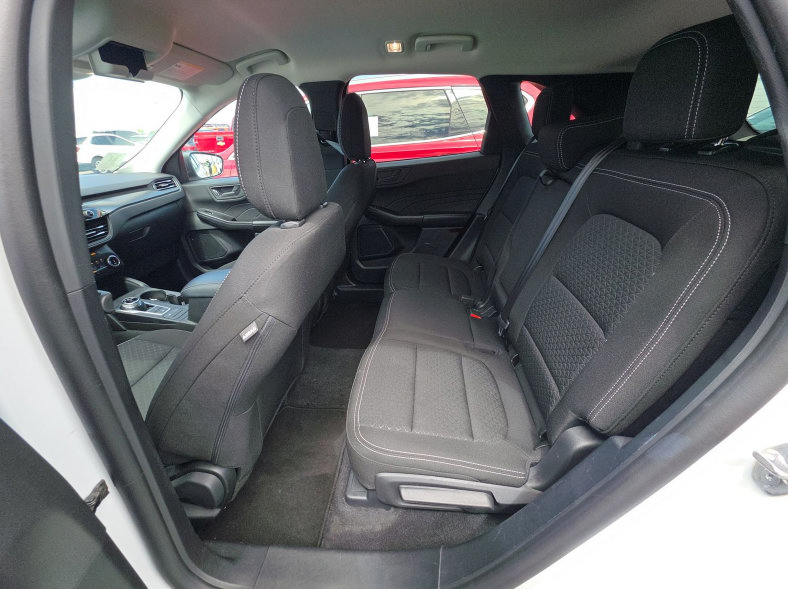 Used 2025 Ford Escape Active AWD/4WD image 10
