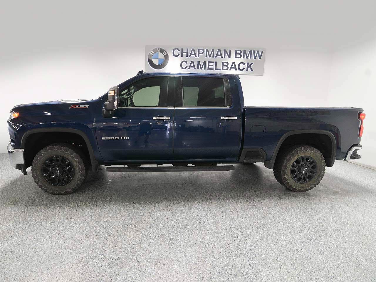 Used 2022 Chevrolet Silverado 2500 LTZ w/ Safety Package AWD/4WD image 3