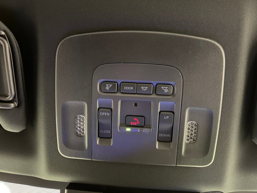 New 2026 Toyota Camry SE FWD image 29