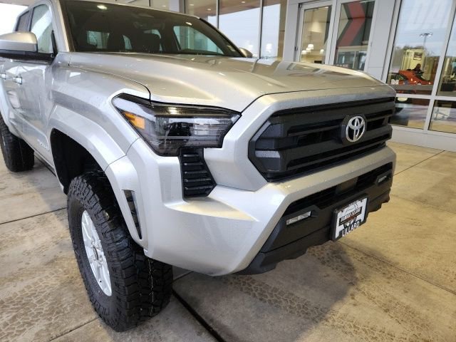New 2025 Toyota Tacoma SR5 AWD/4WD image 8