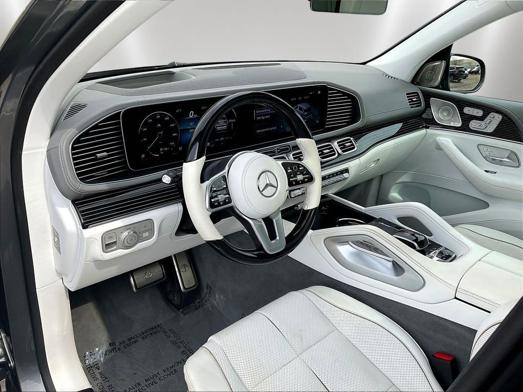 Used 2023 Mercedes-Benz Maybach GLS 600 4MATIC image 17