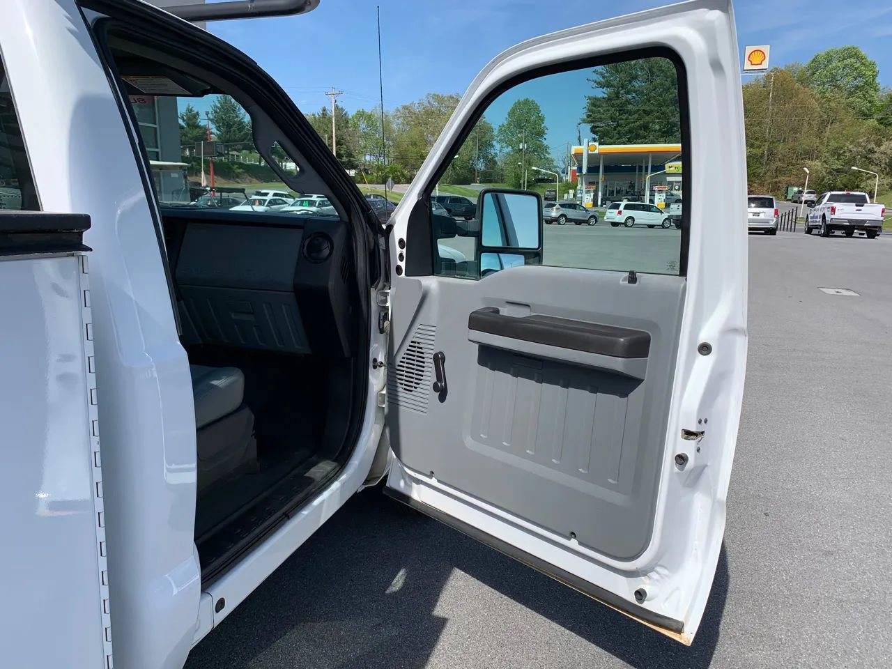 Used 2012 Ford F250 XL image 18