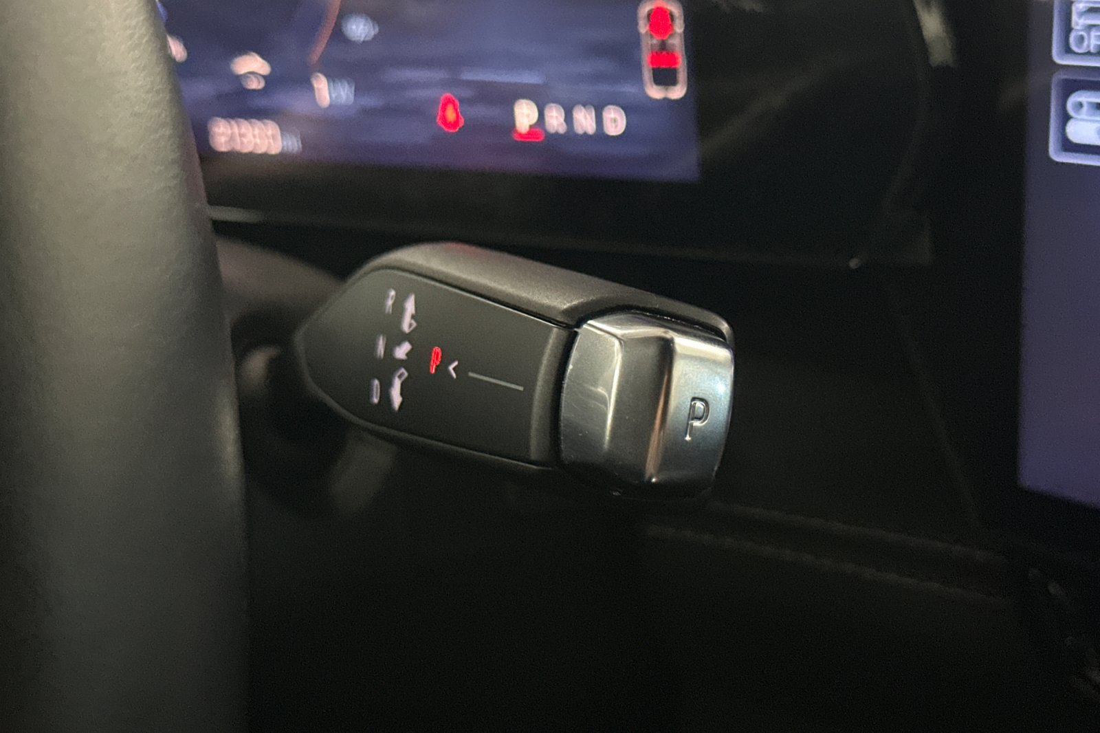 Used 2024 Chevrolet Blazer EV LT AWD/4WD image 33
