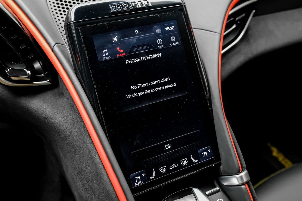 Used 2024 Ferrari Roma Spider RWD image 30