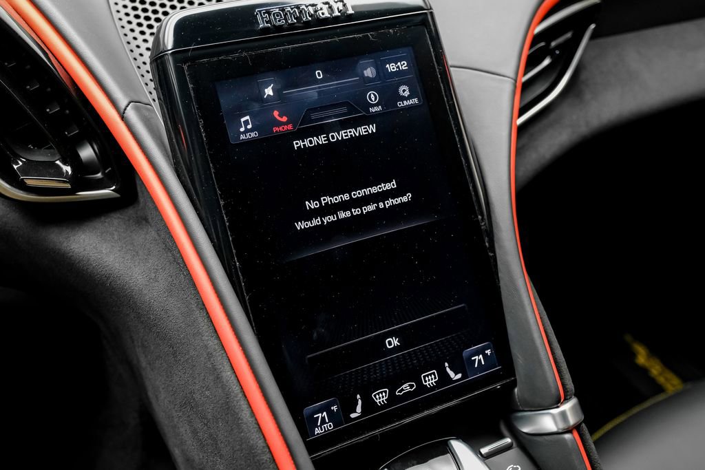 Used 2024 Ferrari Roma Spider RWD image 30