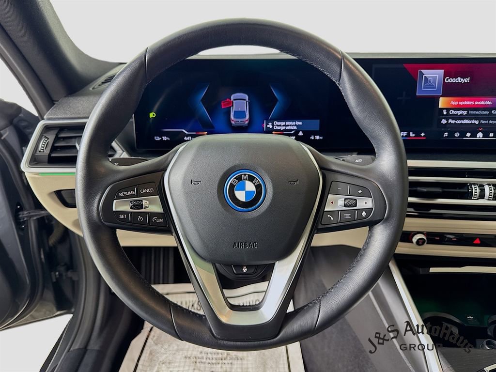 Used 2024 BMW i4 eDrive35 w/ Premium Package image 12