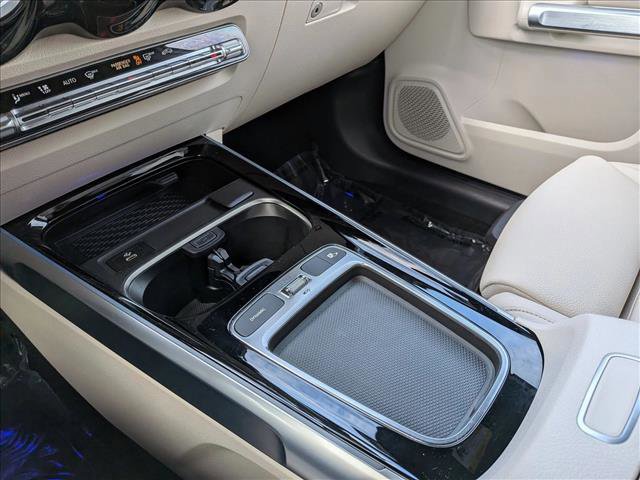 Certified 2025 Mercedes-Benz GLB 250 image 12
