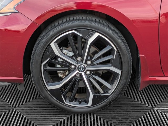 Used 2023 Nissan Altima 2.5 SR image 9