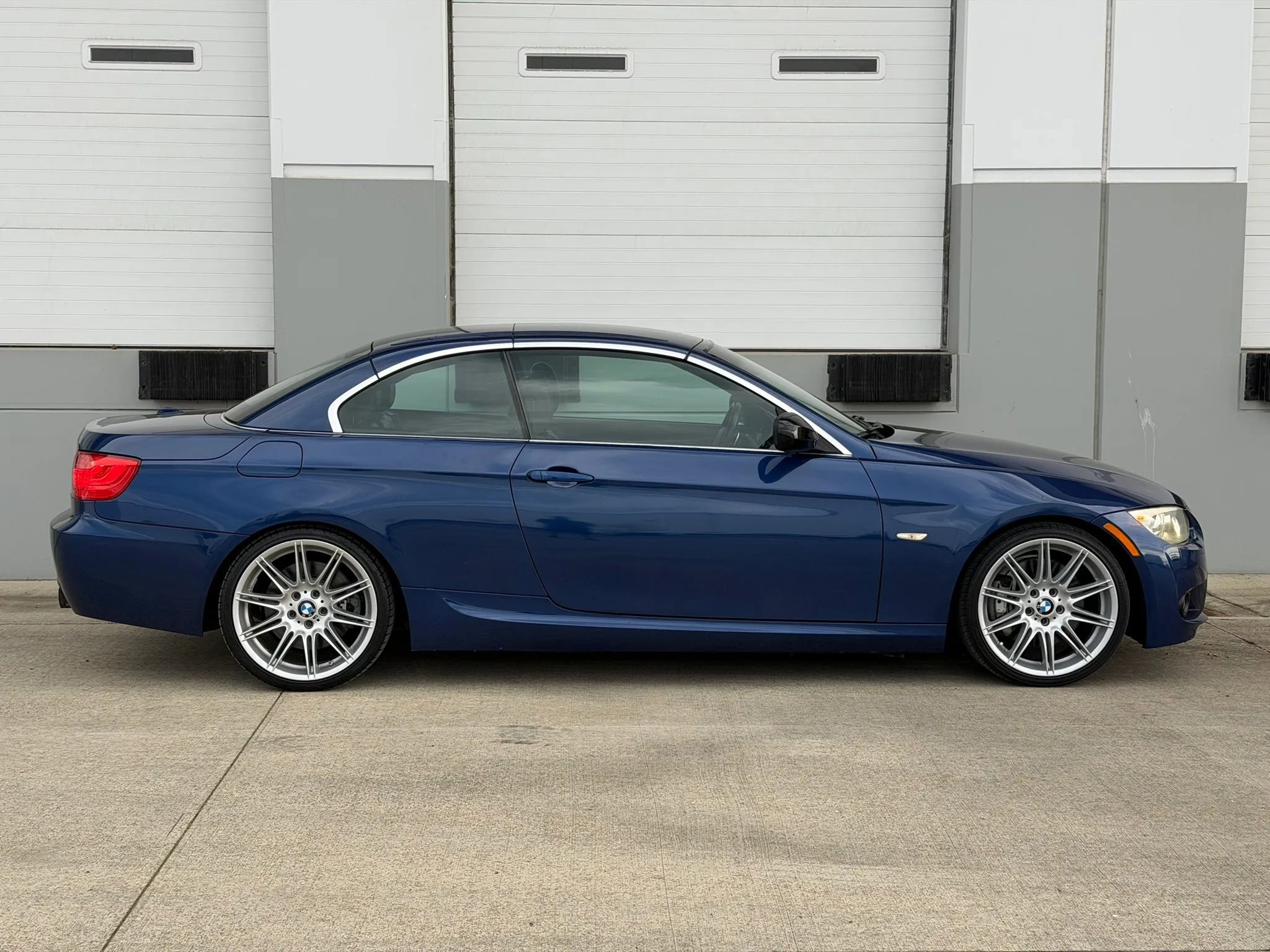 Used 2011 BMW 335is Convertible image 6