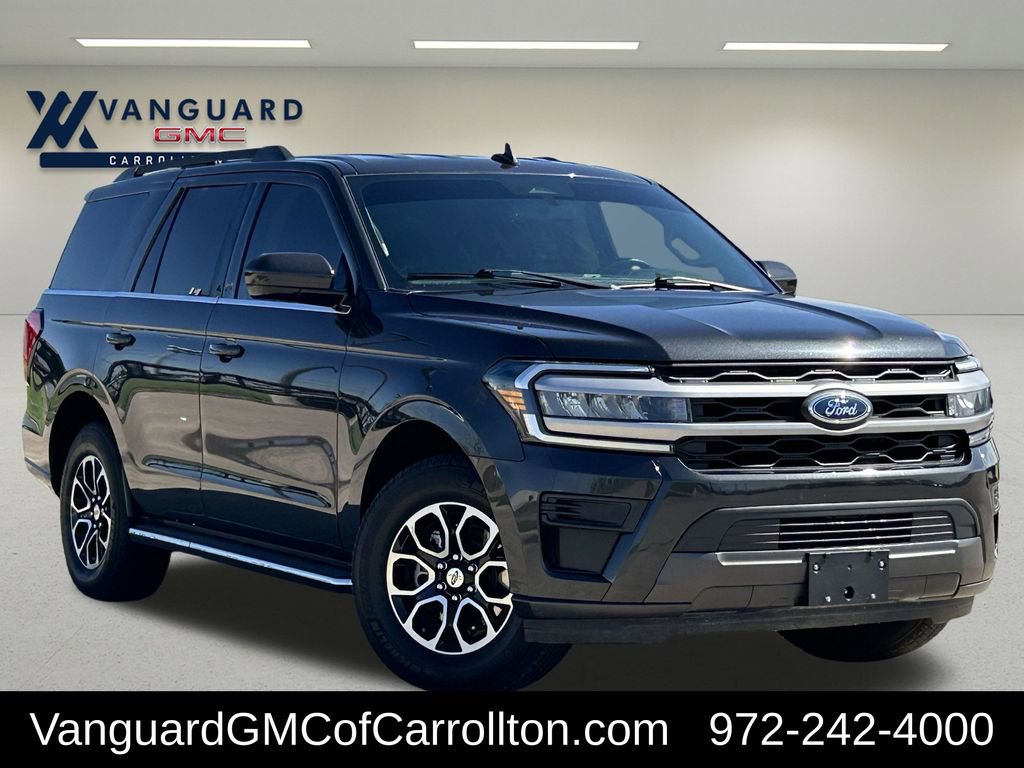 Used 2022 Ford Expedition XLT image 1