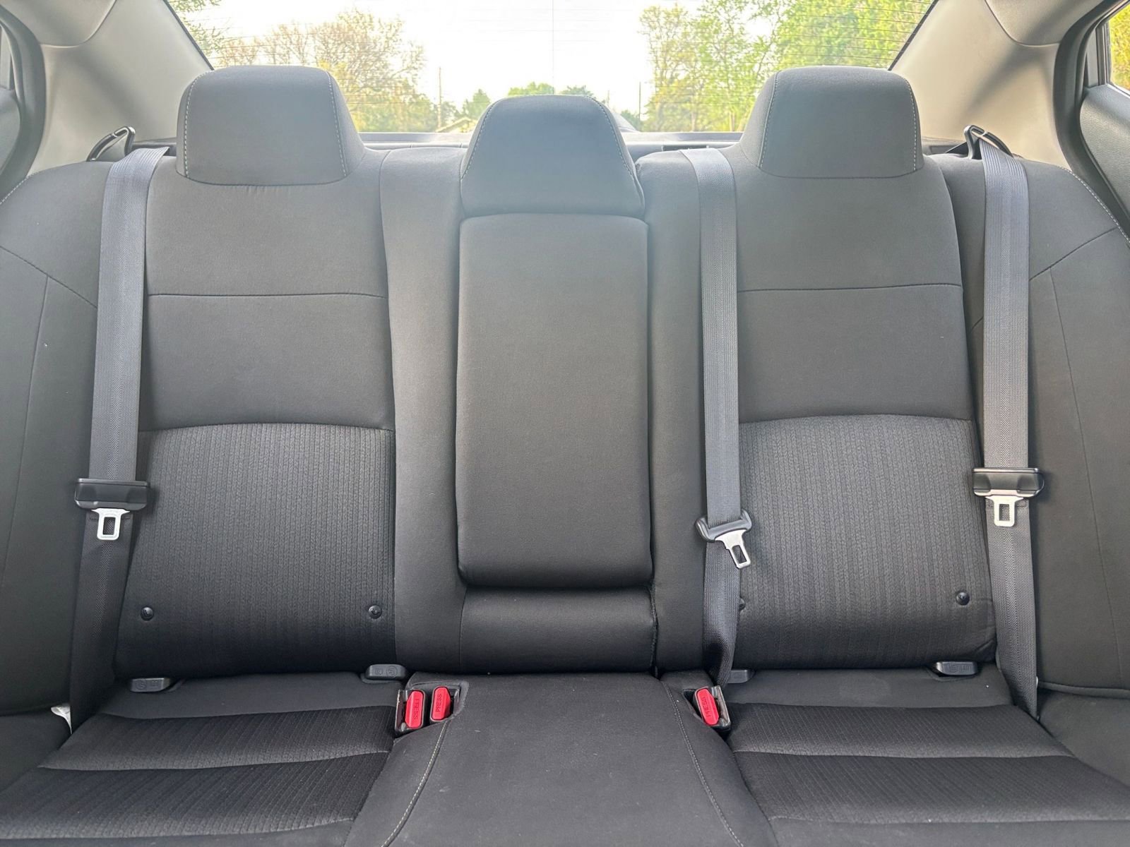 Used 2025 Nissan Altima 2.5 SV image 37