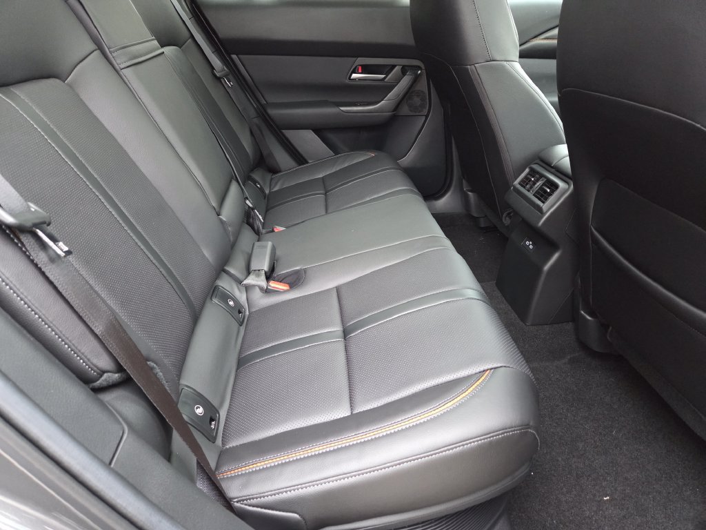 New 2026 MAZDA CX-50 AWD 2.5 Hybrid w/ Cargo Package image 16