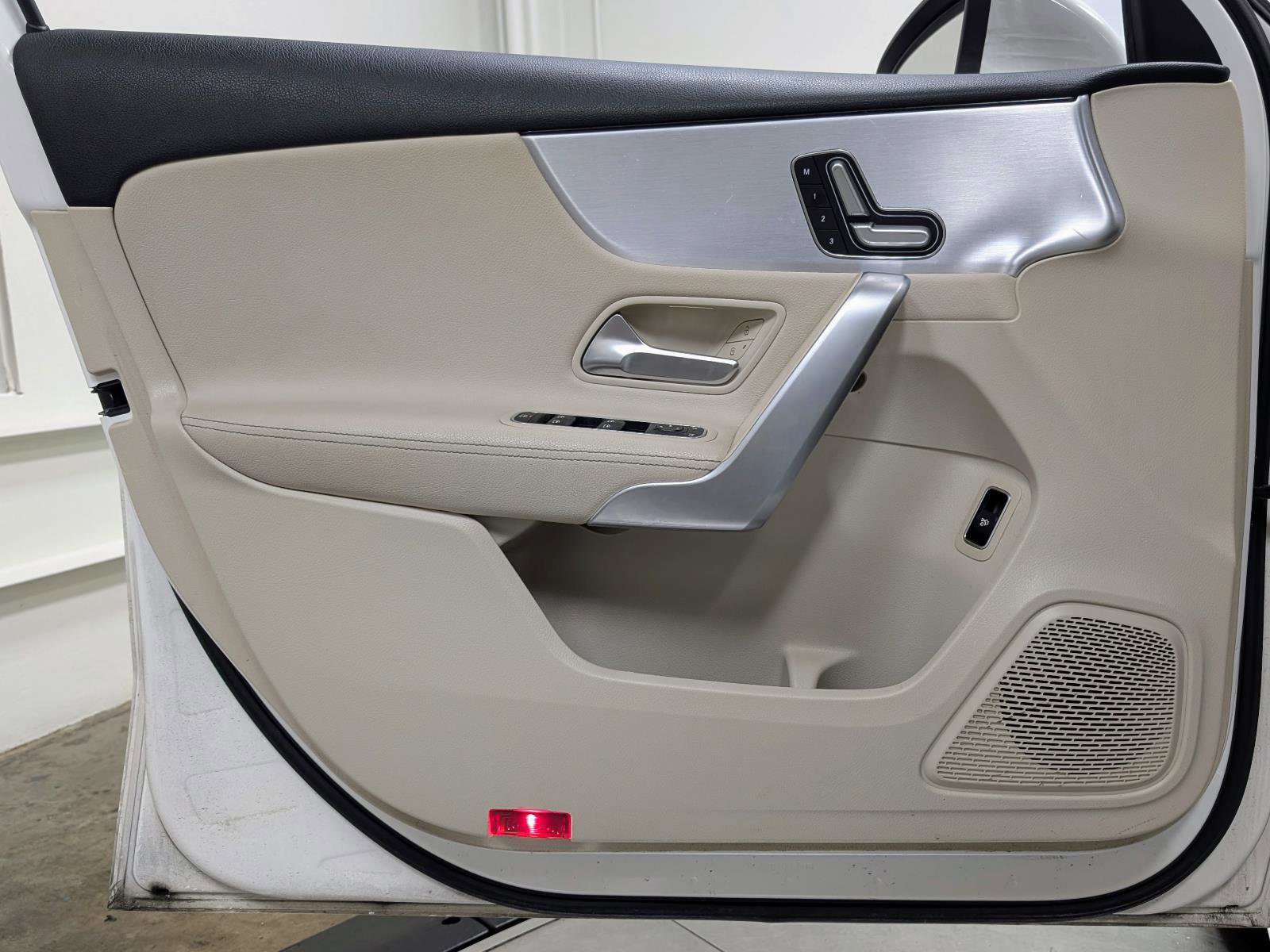 Used 2019 Mercedes-Benz A 220 image 12