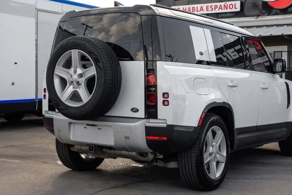 Used 2020 Land Rover Defender 110 SE AWD/4WD image 11