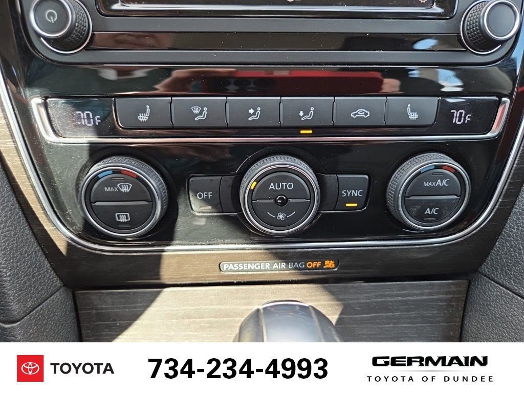 Used 2018 Volkswagen Passat 2.0T SE image 21