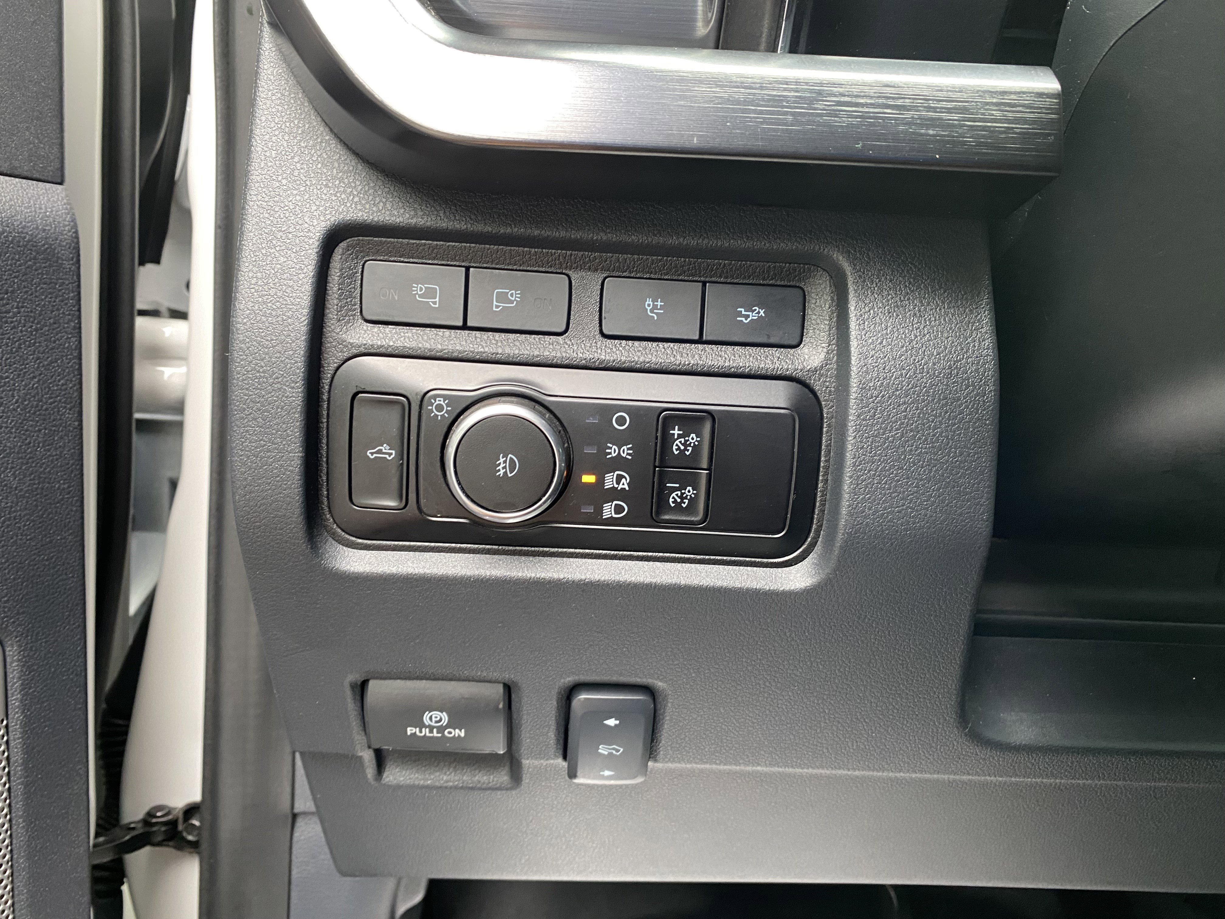 Used 2023 Ford F350 Lariat w/ Chrome Package AWD/4WD image 18