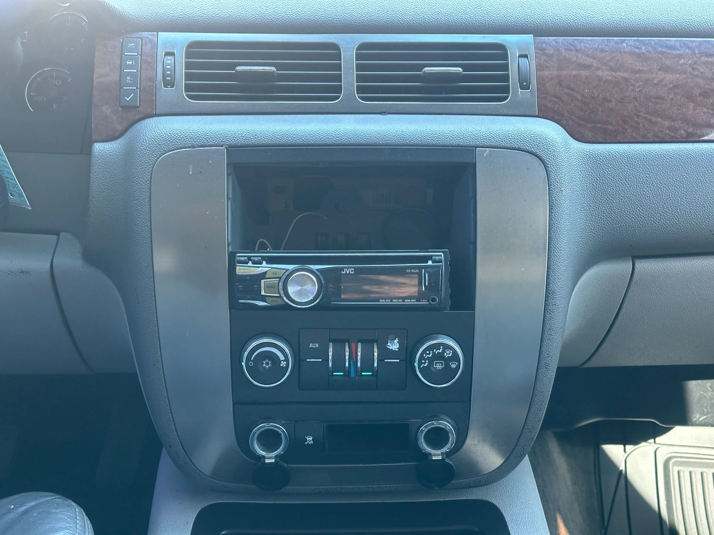 Used 2007 GMC Yukon XL SLE image 19