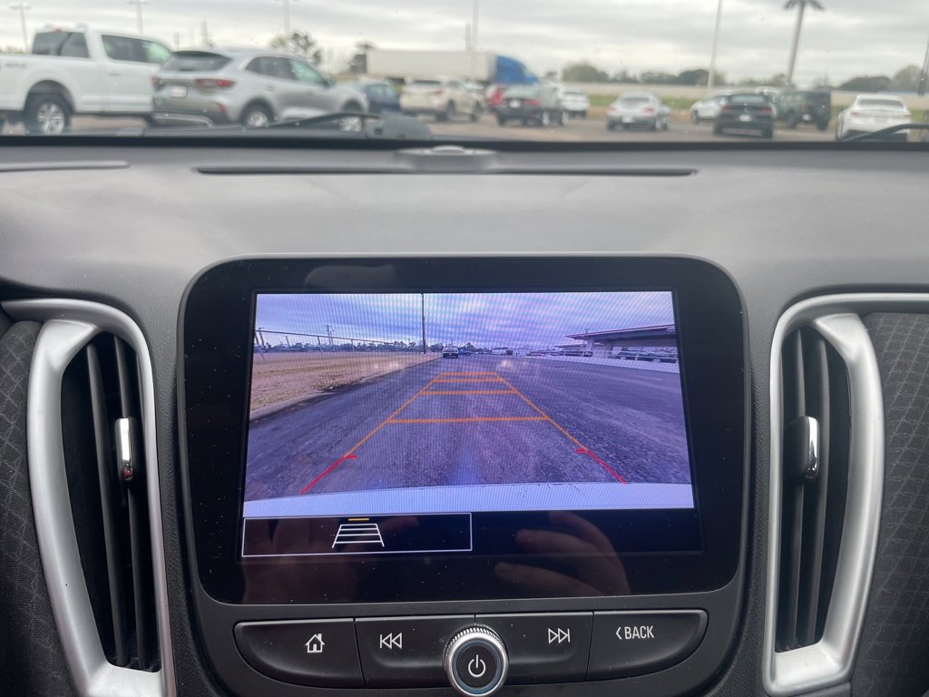 Used 2023 Chevrolet Malibu LT image 33