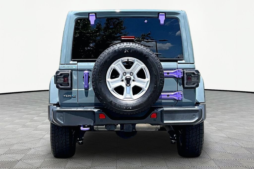 Used 2024 Jeep Wrangler Unlimited Sahara w/ Technology Group AWD/4WD image 6