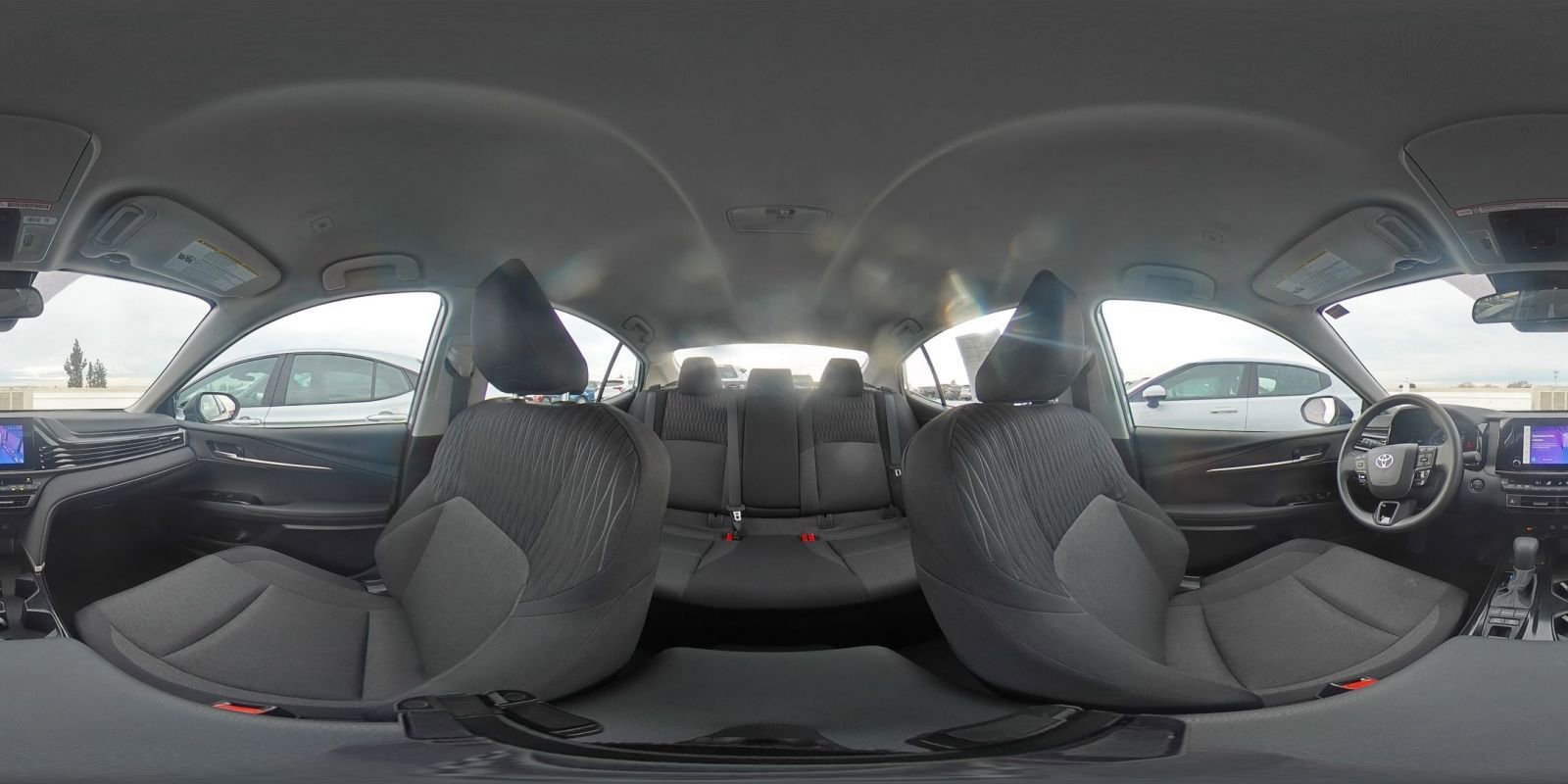 Used 2025 Toyota Camry LE image 41