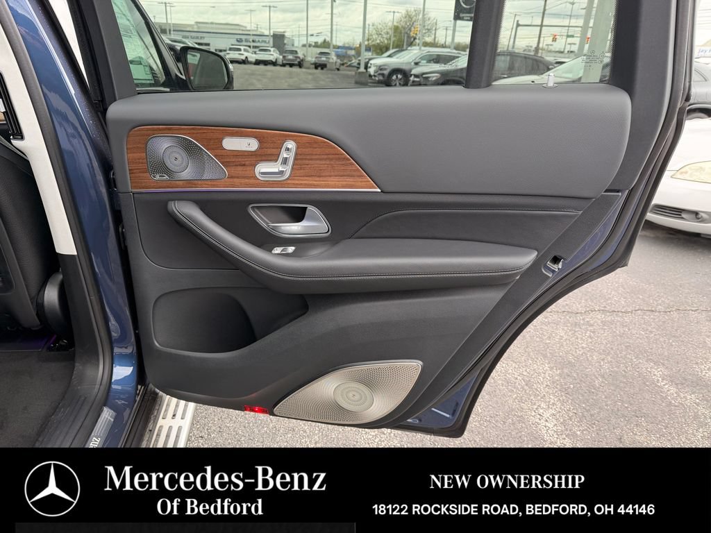 New 2026 Mercedes-Benz GLS 450 4MATIC image 29