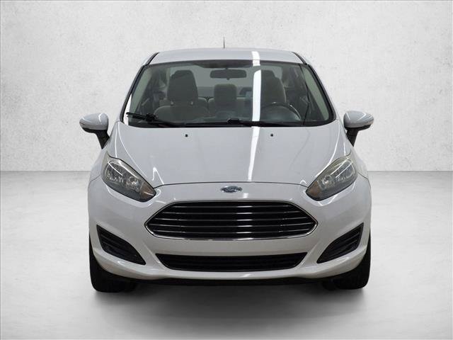 Used 2014 Ford Fiesta SE w/ Comfort Package FWD image 2