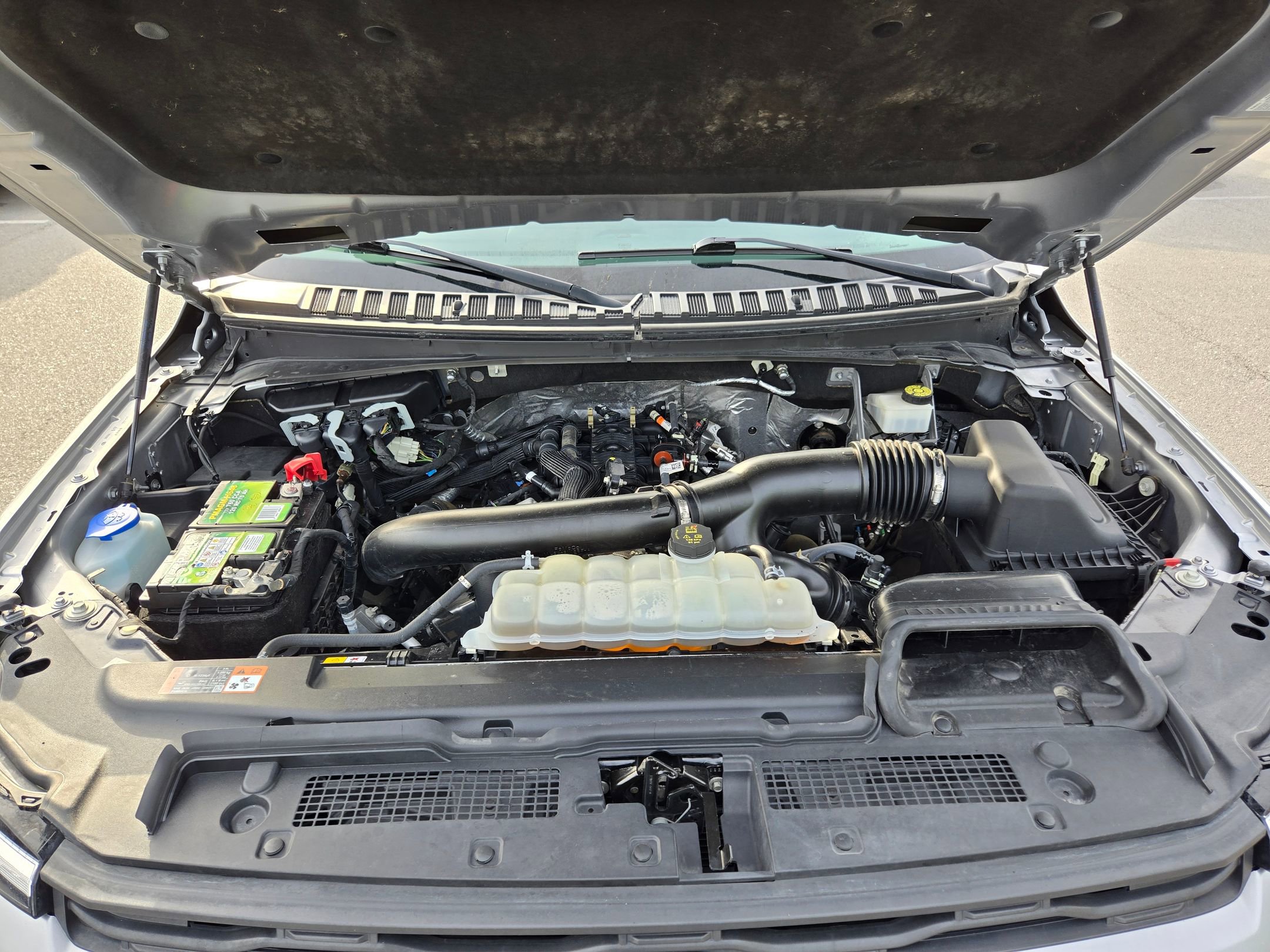 Used 2023 Ford Expedition Max XLT image 19