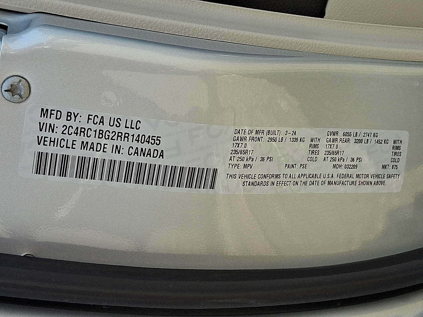 Certified 2024 Chrysler Pacifica Touring-L FWD image 29