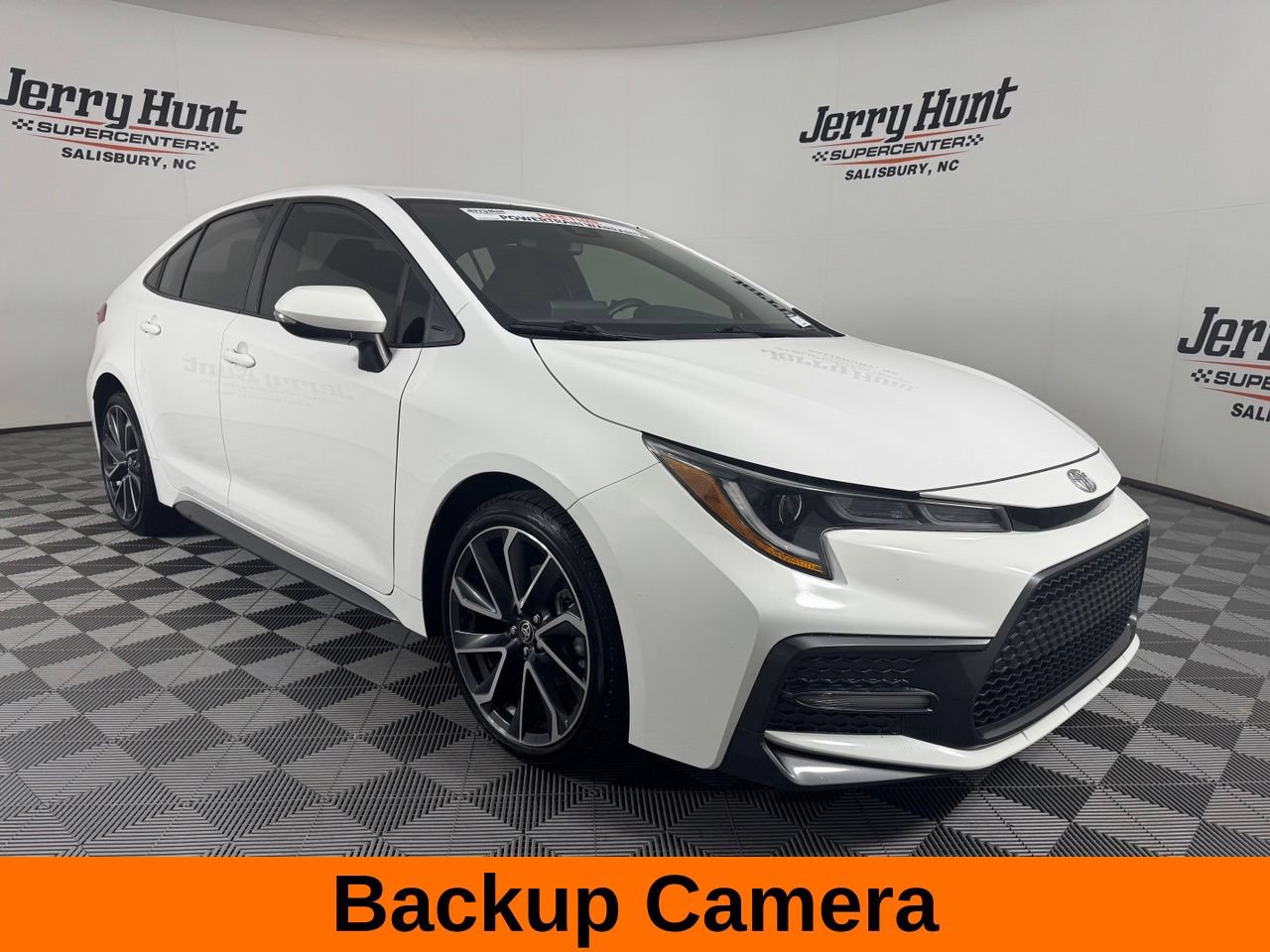 Used 2022 Toyota Corolla SE FWD image 6